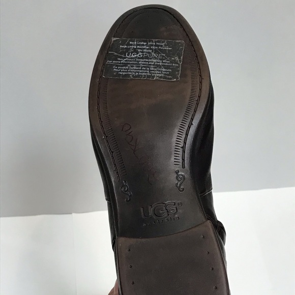 UGG Leather Boots - Picture 16 of 16